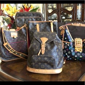 Aut Montsouris MM Backpack Louis Vuitton